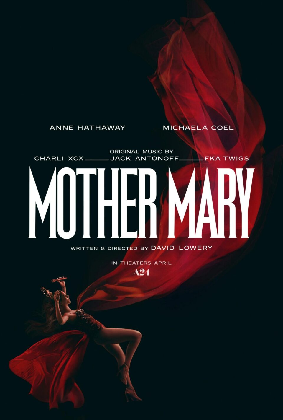 Anne Hathaway Mother Mary film thriller psychologique scène concert