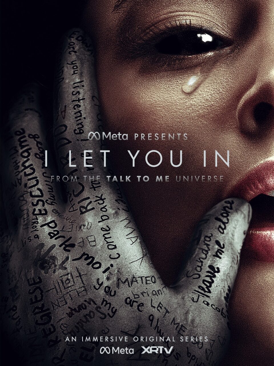 Affiche de la série I Let You In avec une main couverte de messages et un visage en larmes