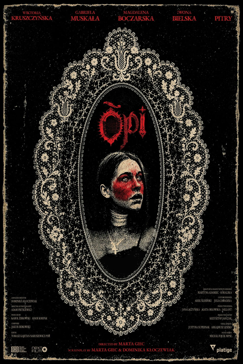 Affiche de ÒPI : une jeune femme au visage peint de rouge dans un cadre ovale de dentelle, avec le titre en rouge